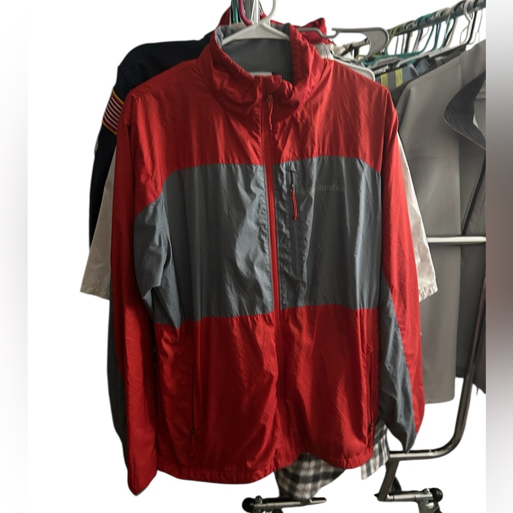 Columbia Men's Red/Orange and Gray Jacket
